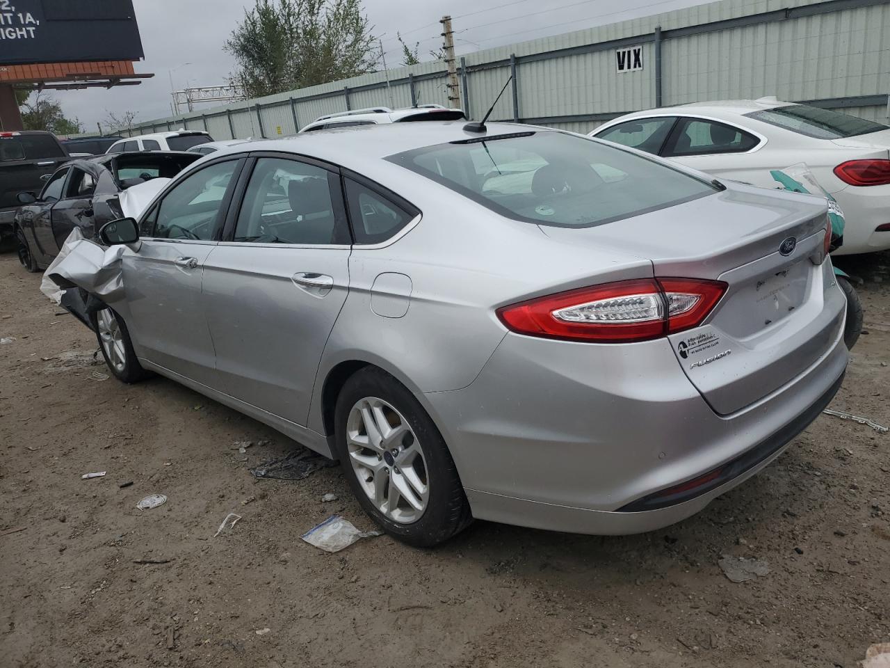 2016 FORD FUSION SE photo 2