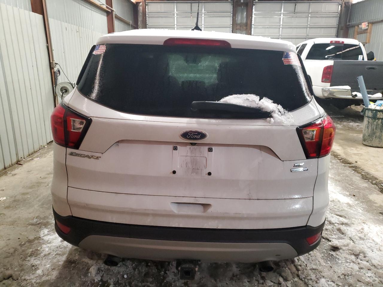 2019 FORD ESCAPE SE photo 16