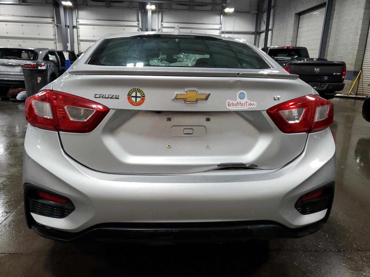 2017 CHEVROLET CRUZE LT photo 6