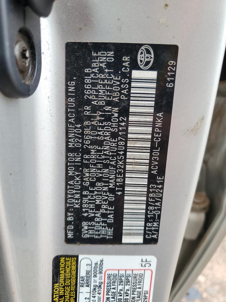 2004 TOYOTA CAMRY LE photo 12