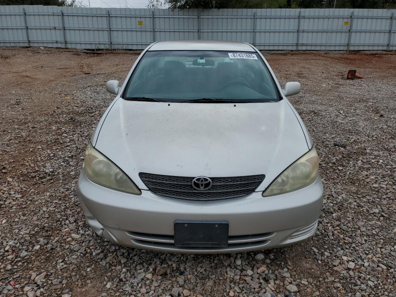 2004 TOYOTA CAMRY LE photo 5