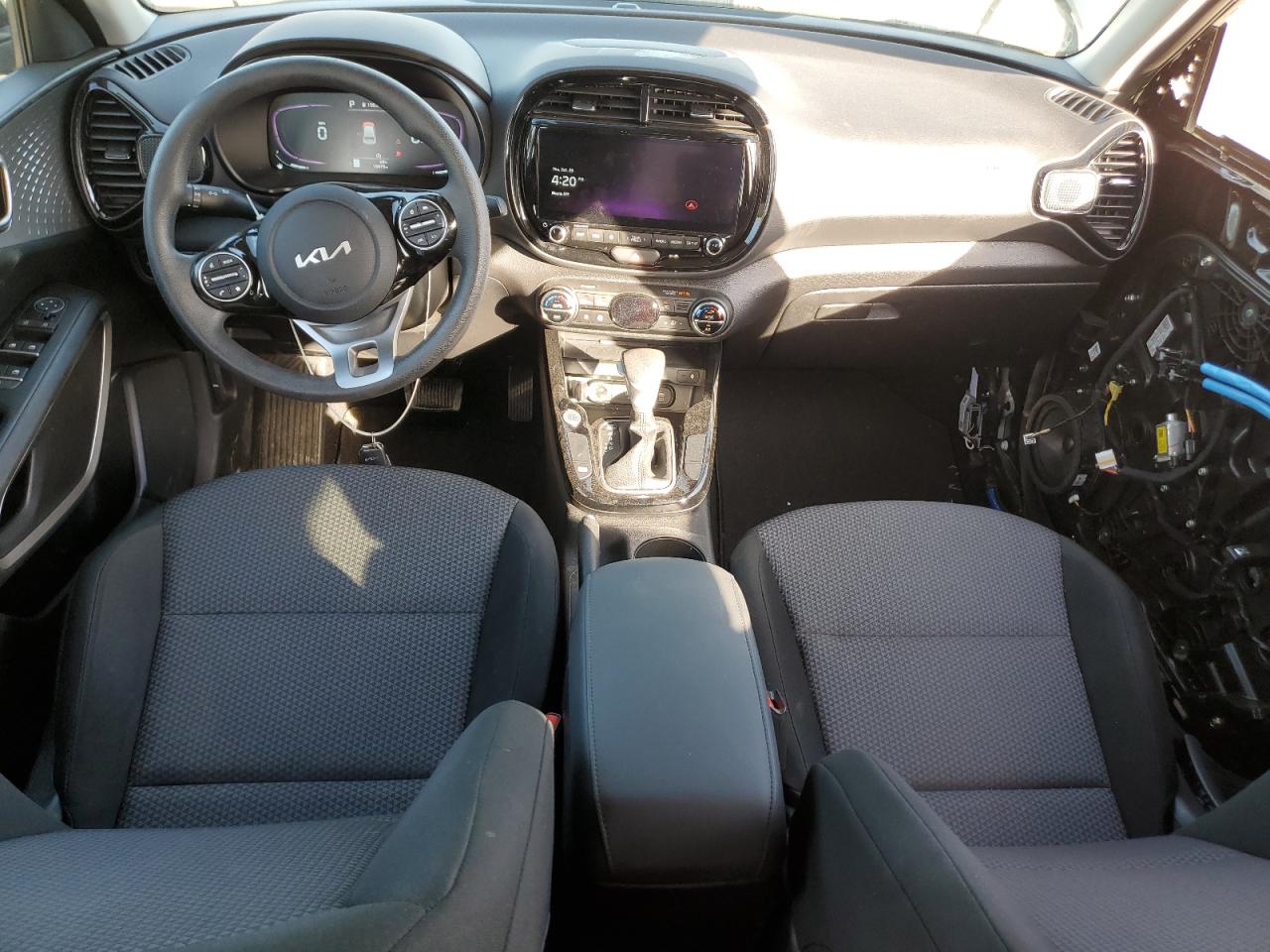 2024 KIA SOUL LX photo 15