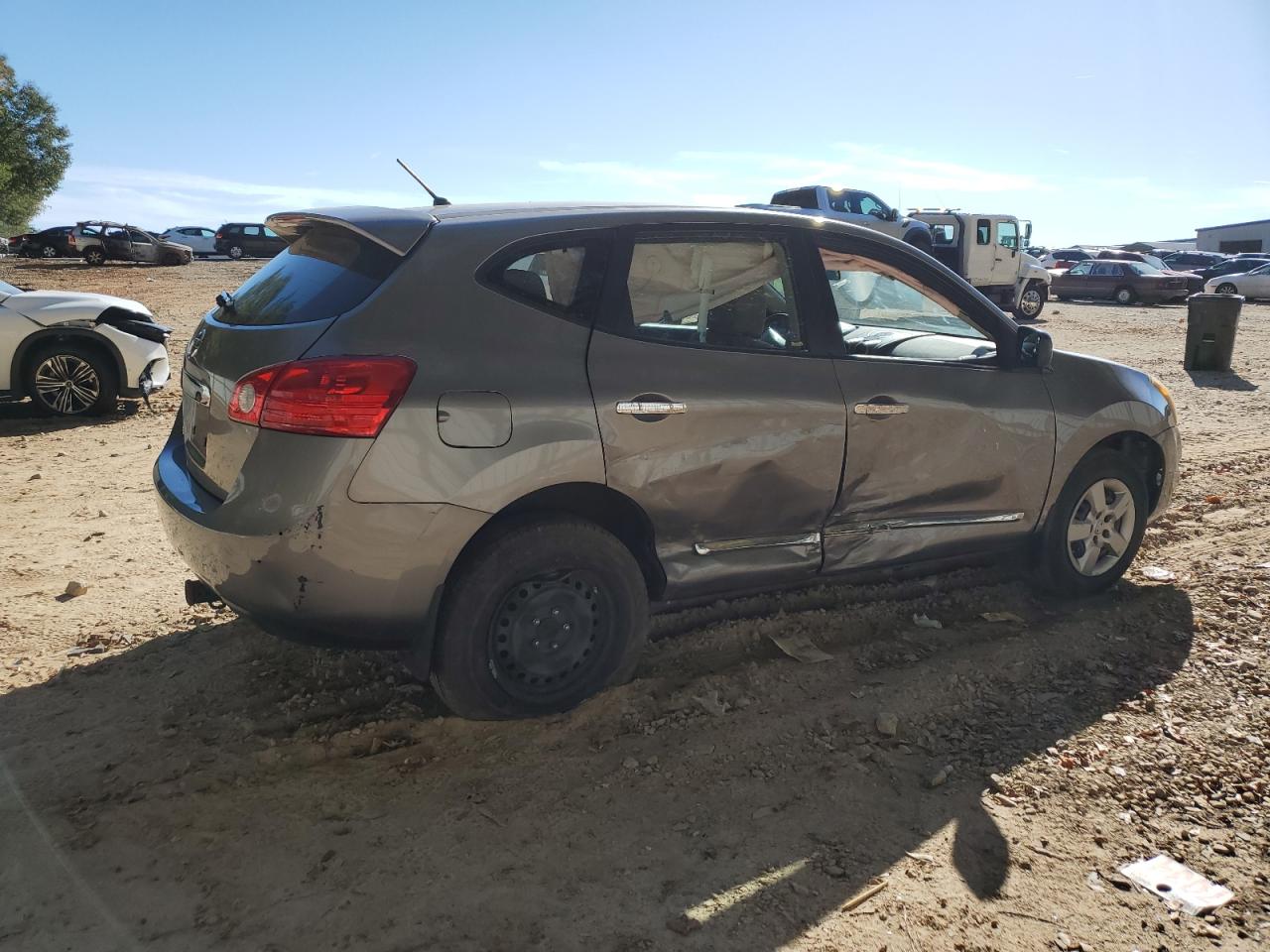 2013 NISSAN ROGUE S photo 7