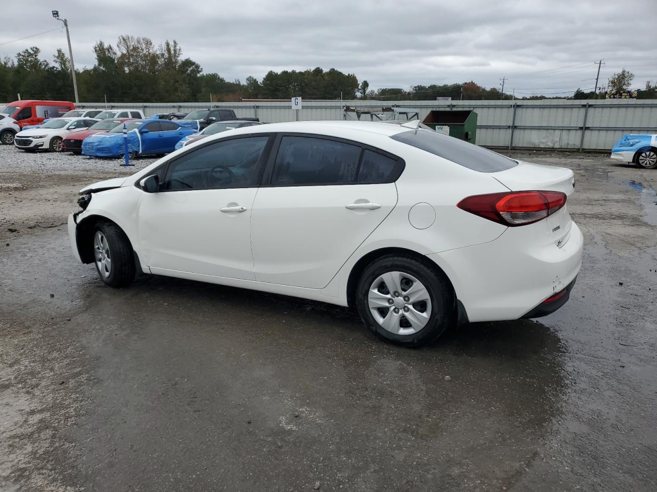 2017 KIA FORTE LX photo 3