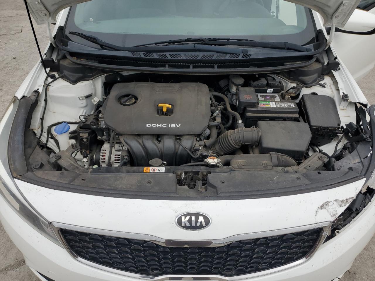 2017 KIA FORTE LX photo 21