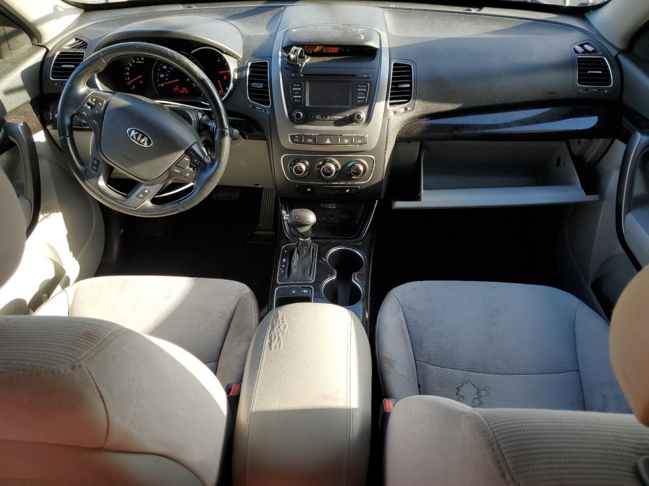 2014 KIA SORENTO LX photo 15