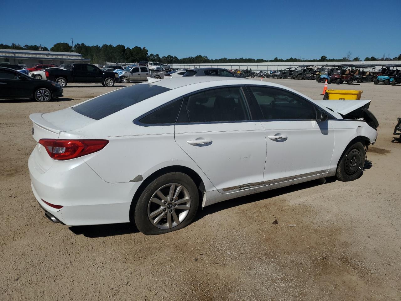 2016 HYUNDAI SONATA SE photo 5