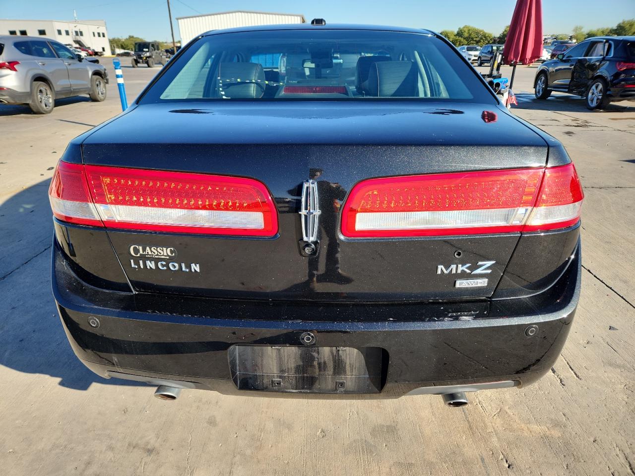 2012 LINCOLN MKZ photo 16