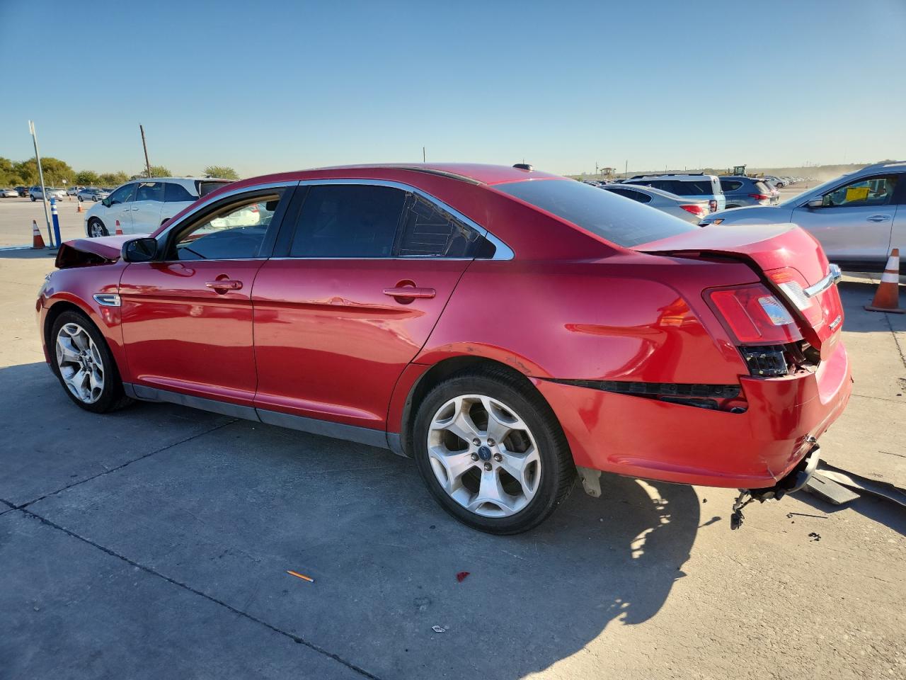 2012 FORD TAURUS SEL photo 2