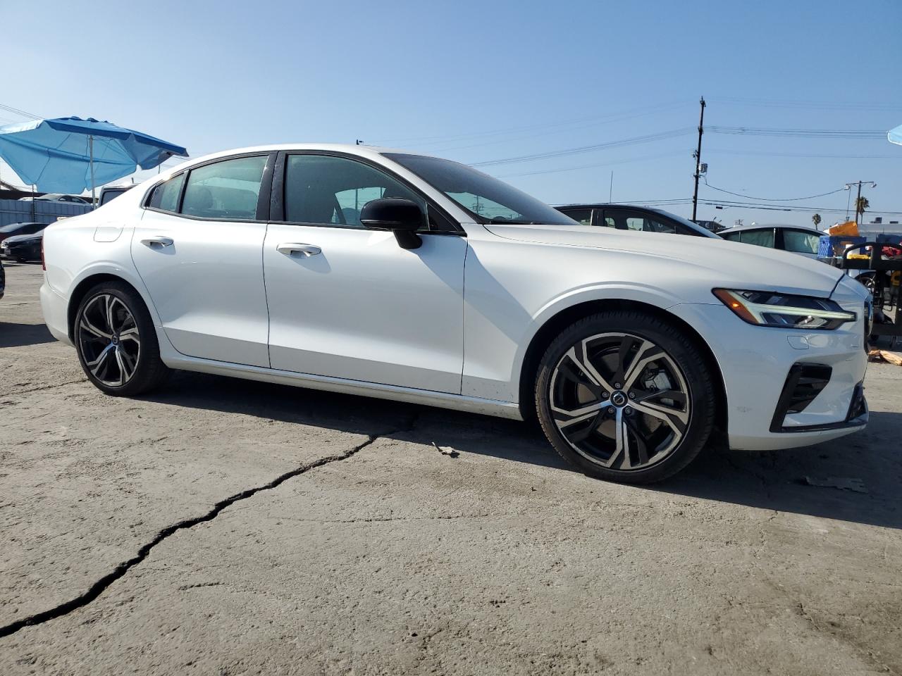 2024 VOLVO S60 PLUS photo 4