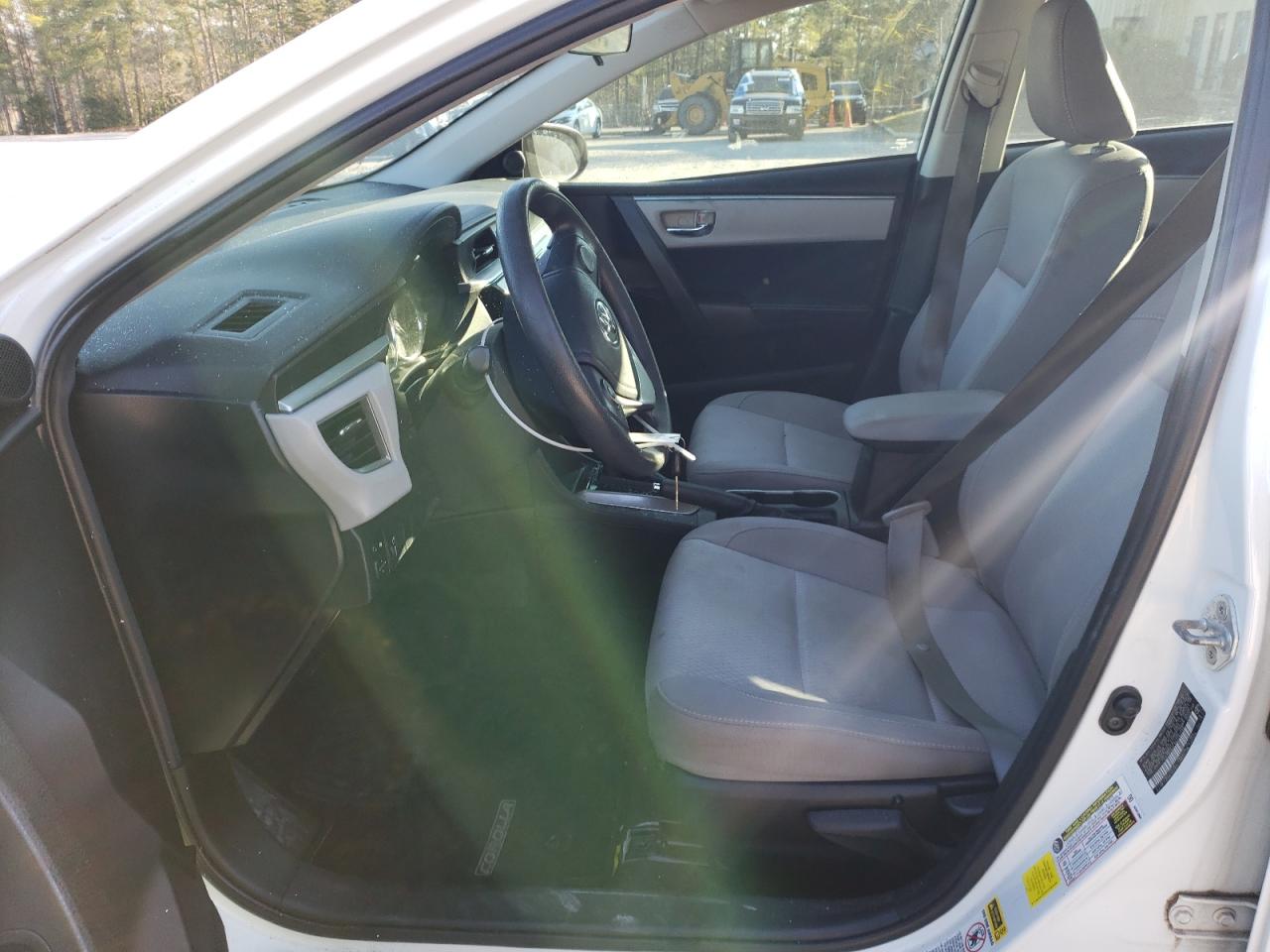 2016 TOYOTA COROLLA L photo 13