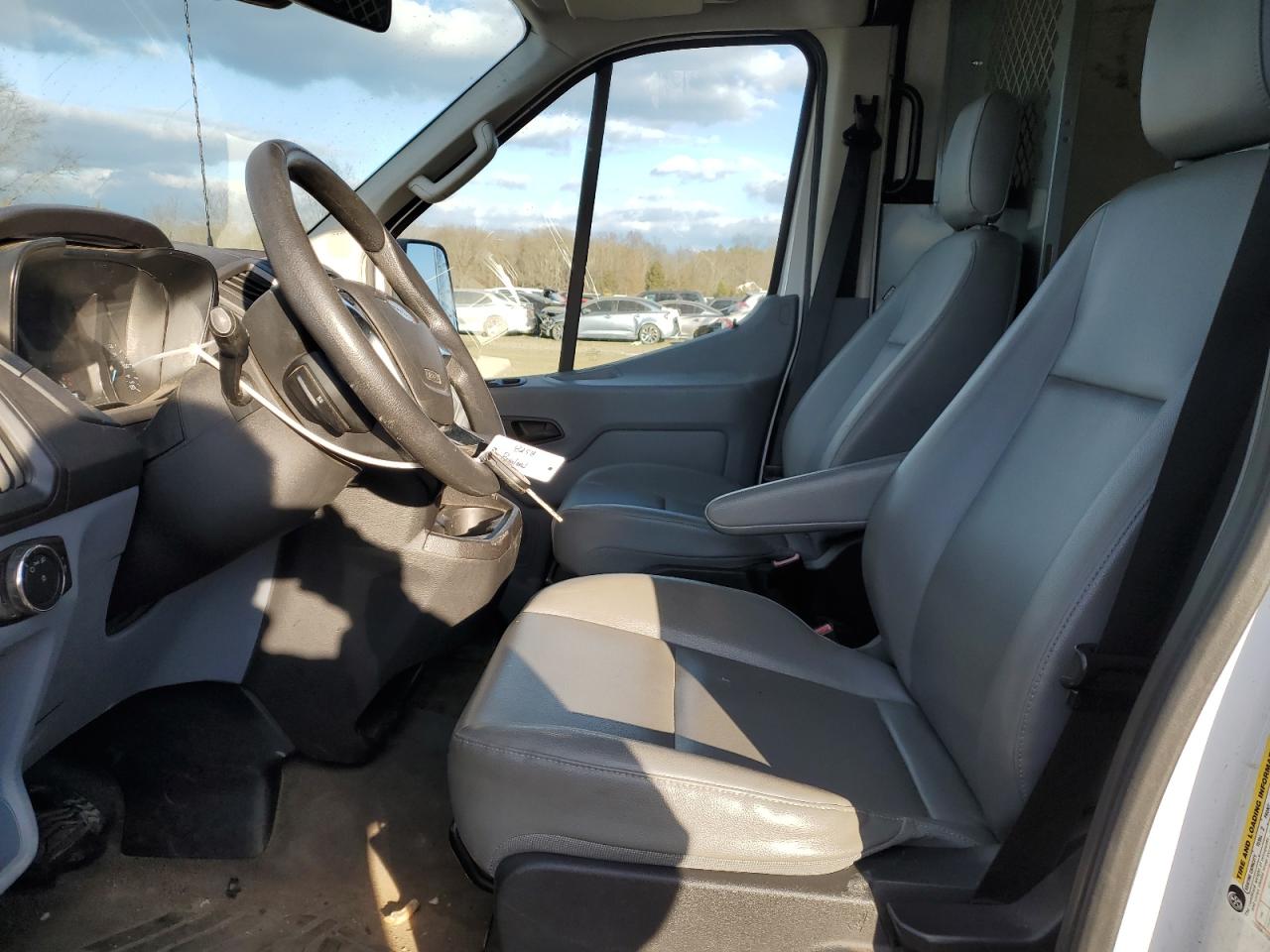 2016 FORD TRANSIT T-150 photo 13