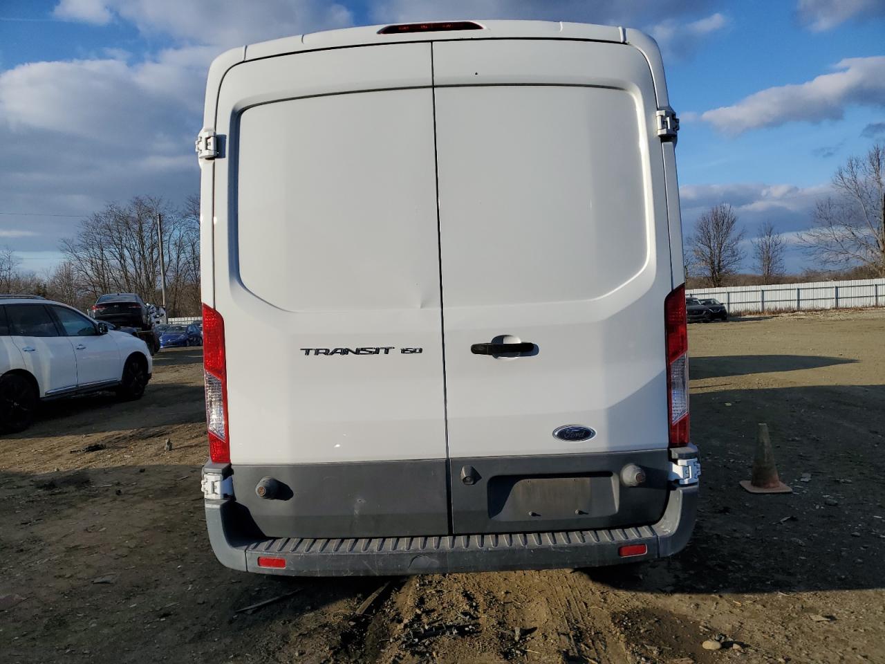 2016 FORD TRANSIT T-150 photo 11