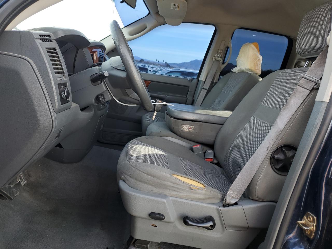 2006 DODGE RAM 1500 ST photo 13