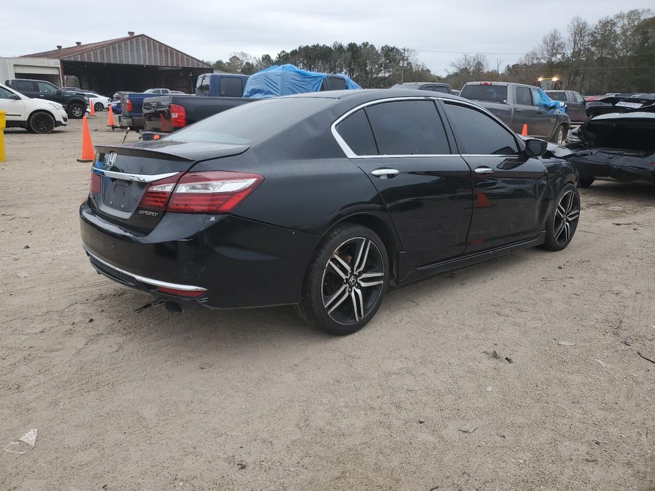 2016 HONDA ACCORD SPORT photo 3