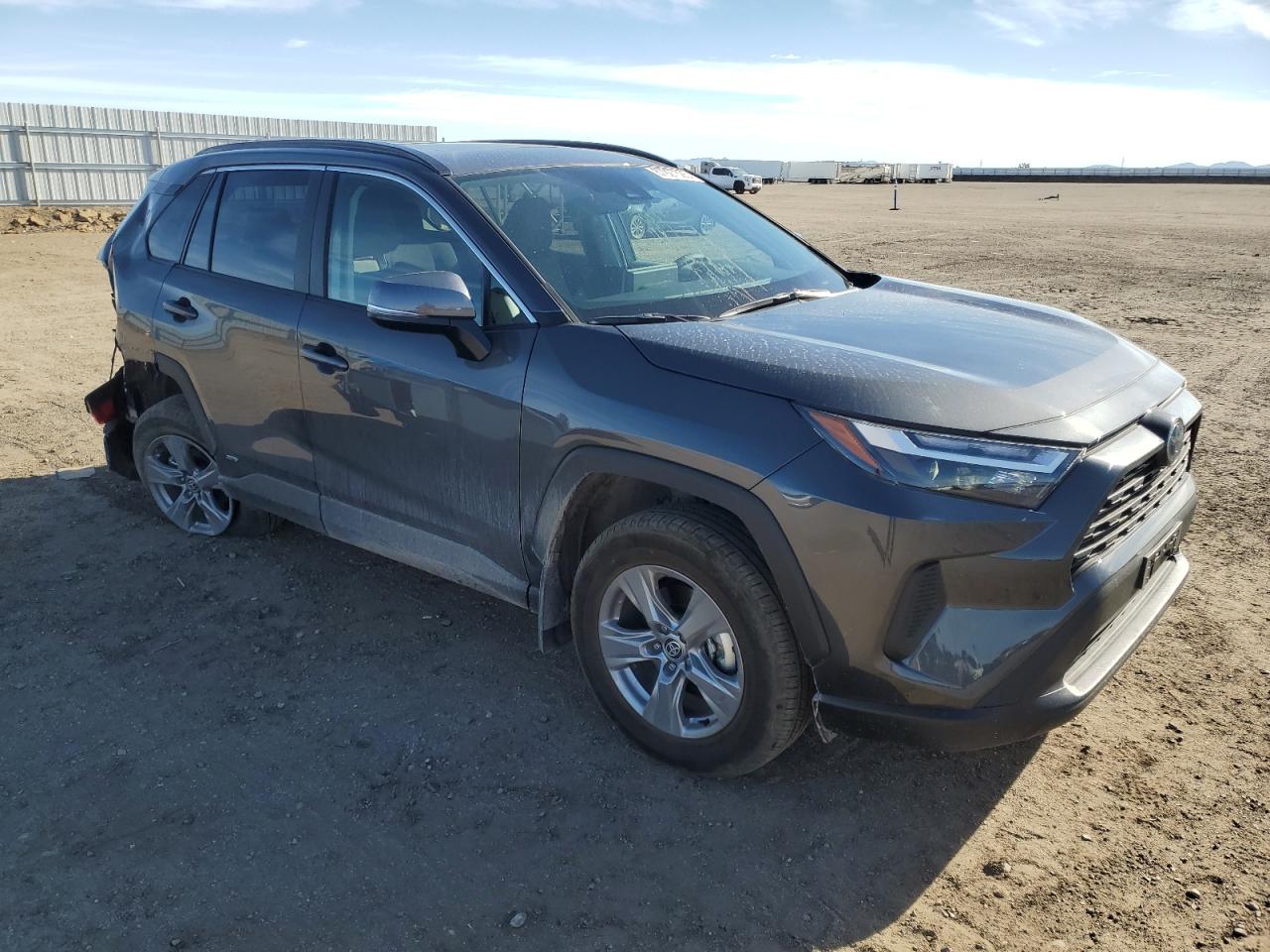 2024 TOYOTA RAV4 XLE photo 4