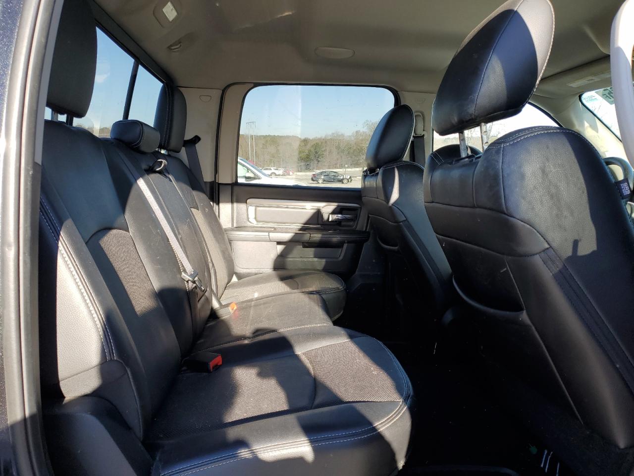 2017 RAM 1500 SPORT photo 28