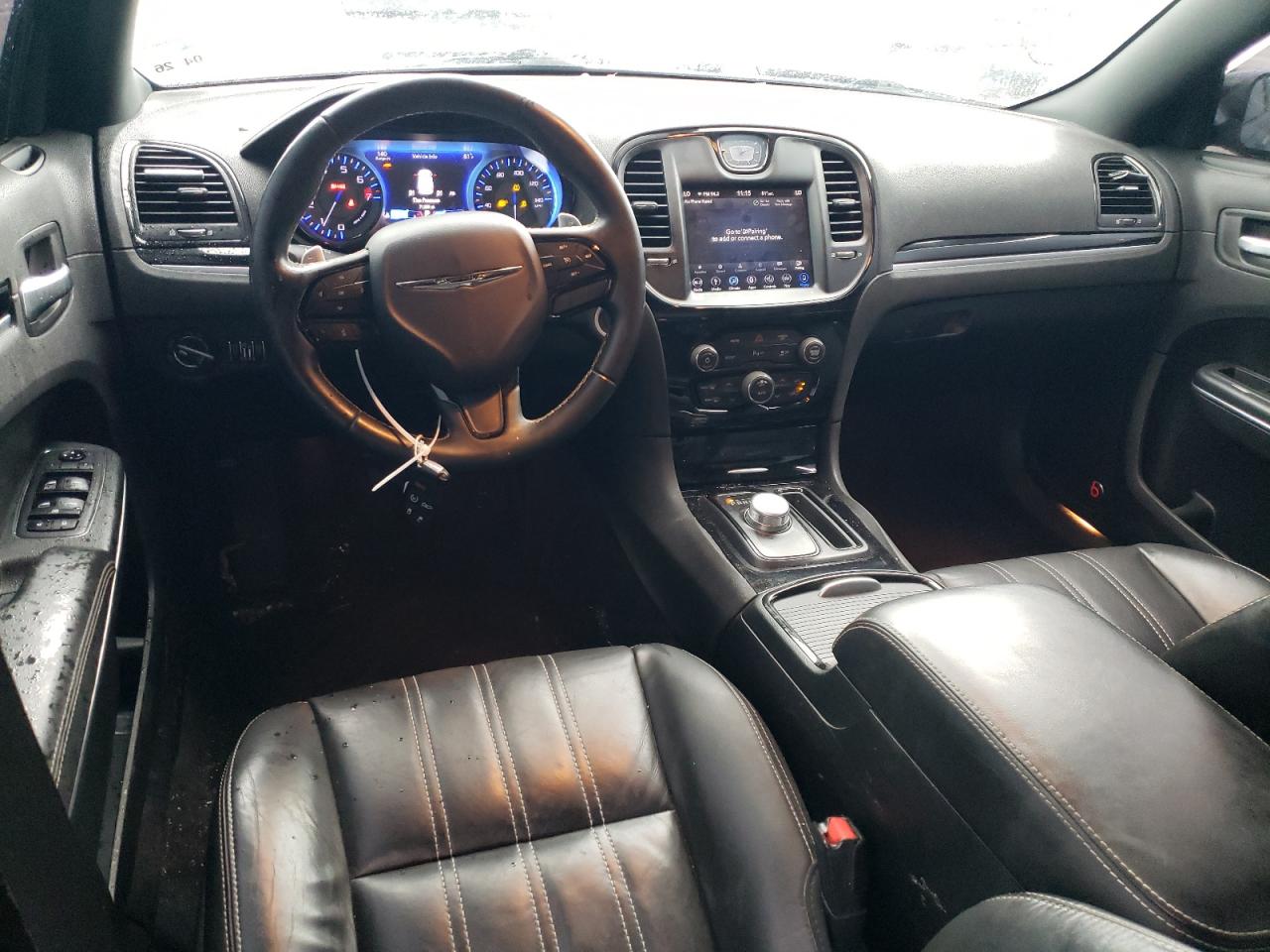 2018 CHRYSLER 300 S photo 8