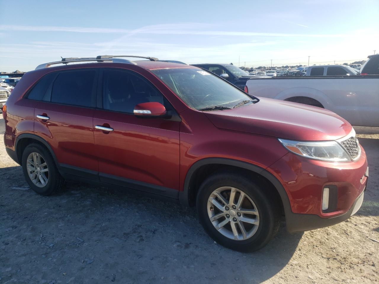 2014 KIA SORENTO LX photo 4