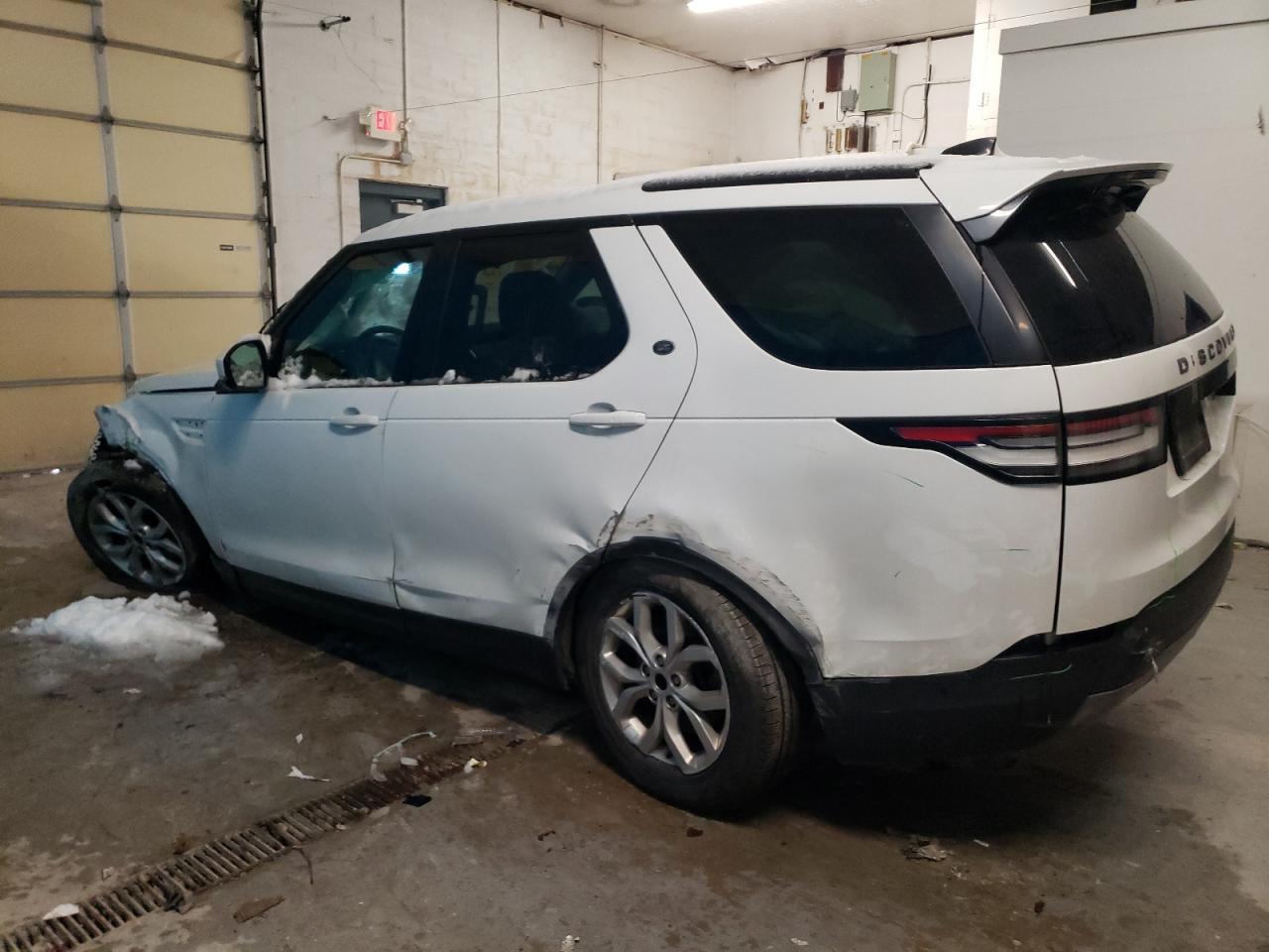 2019 LAND ROVER DISCOVERY SE photo 3