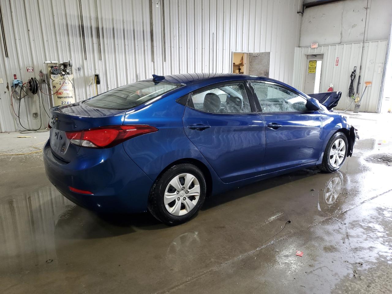 2016 HYUNDAI ELANTRA SE photo 7