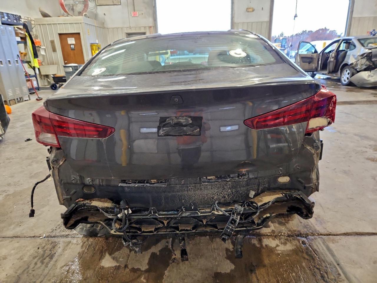 2020 HYUNDAI ELANTRA SE photo 11