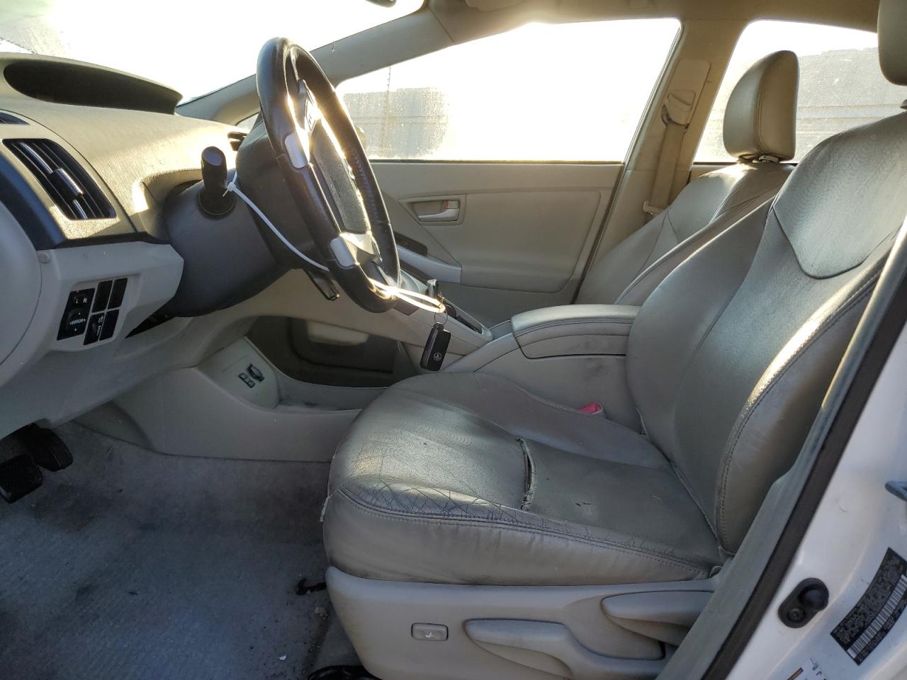 2011 TOYOTA PRIUS photo 7