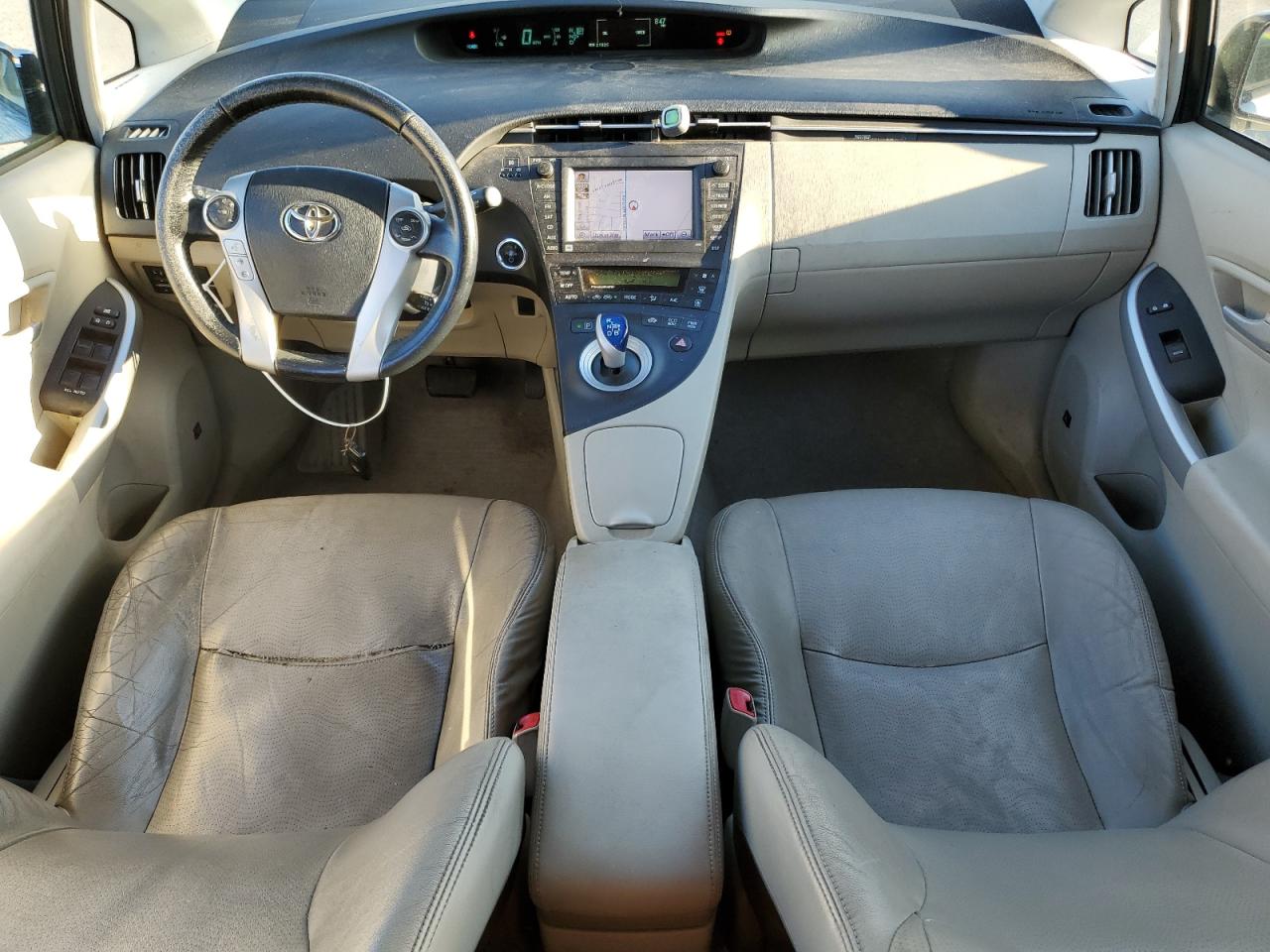 2011 TOYOTA PRIUS photo 8