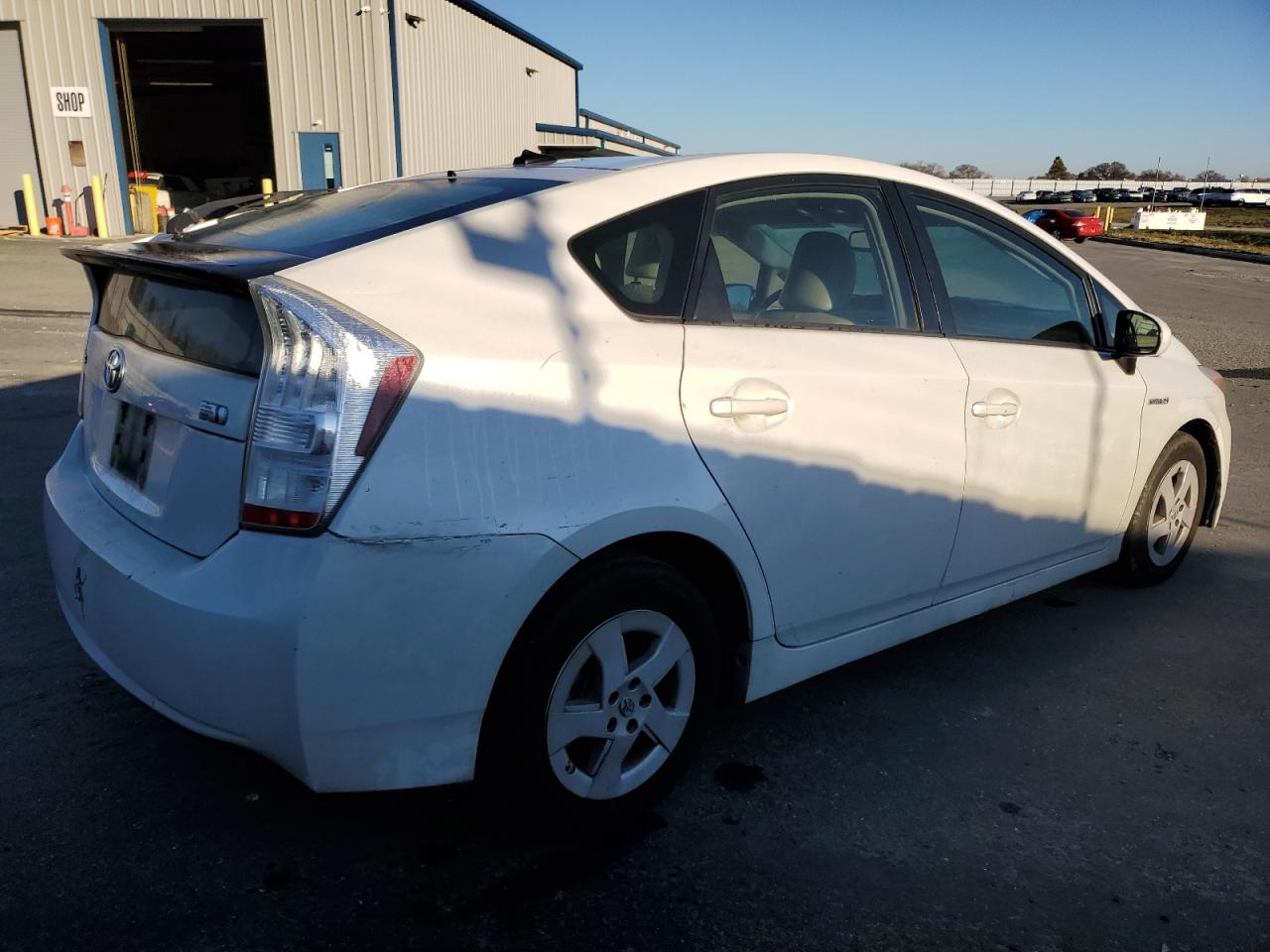 2011 TOYOTA PRIUS photo 3