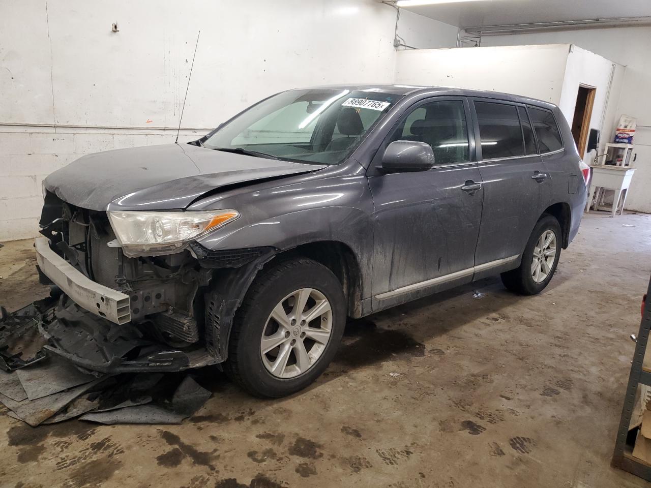 2011 TOYOTA HIGHLANDER