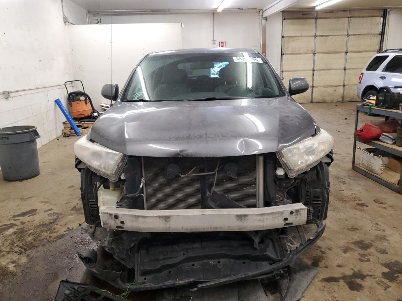 2011 TOYOTA HIGHLANDER BASE photo 5