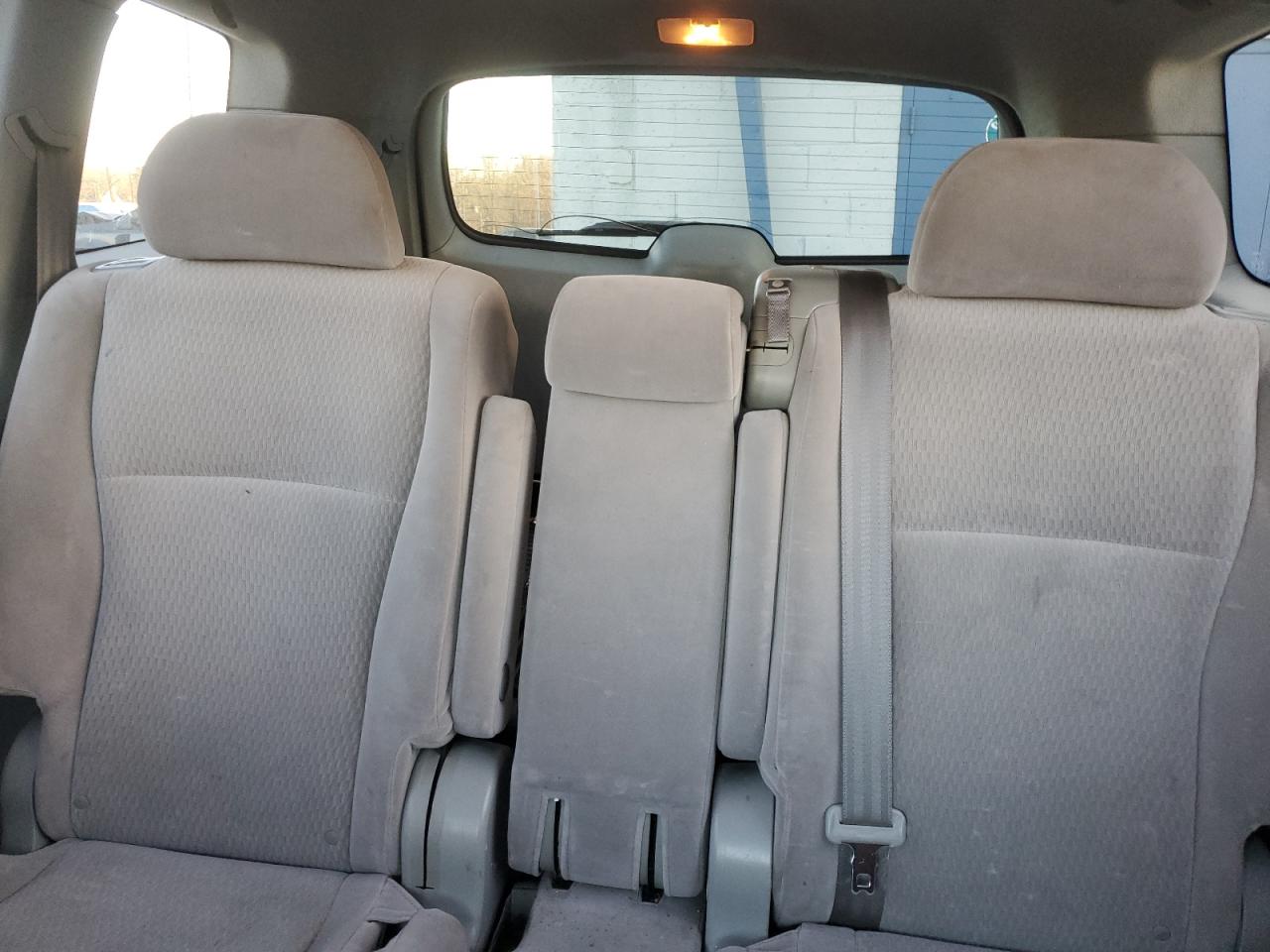2008 TOYOTA HIGHLANDER BASE photo 28
