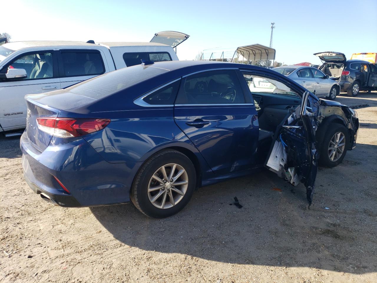 2018 HYUNDAI SONATA SE photo 7