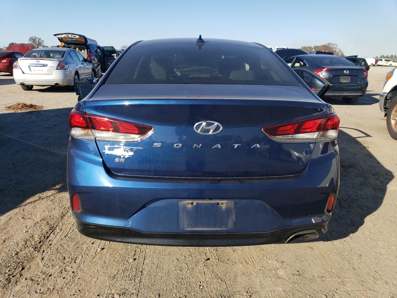 2018 HYUNDAI SONATA SE photo 16