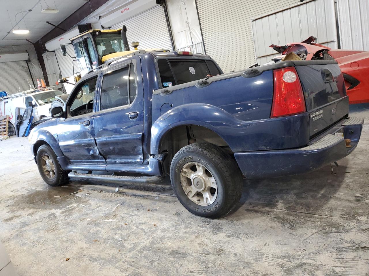 2004 FORD EXPLORER photo 3
