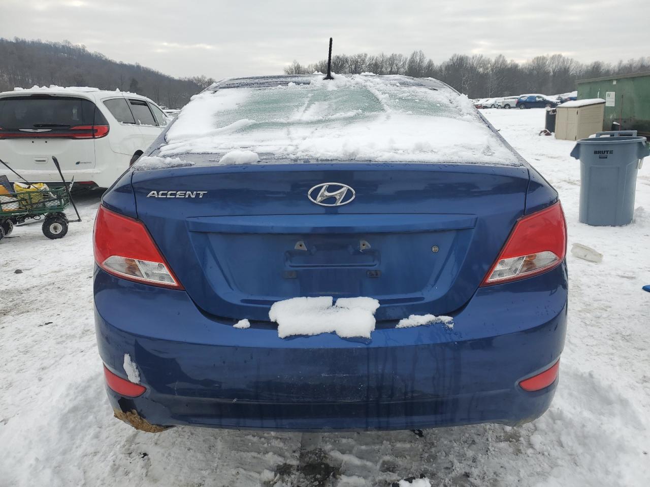 2016 HYUNDAI ACCENT SE photo 16