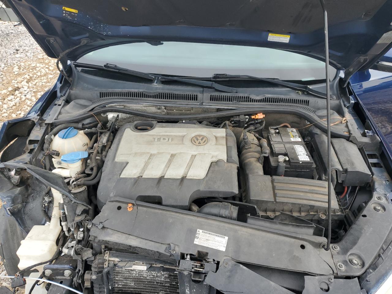2012 VOLKSWAGEN JETTA TDI photo 21