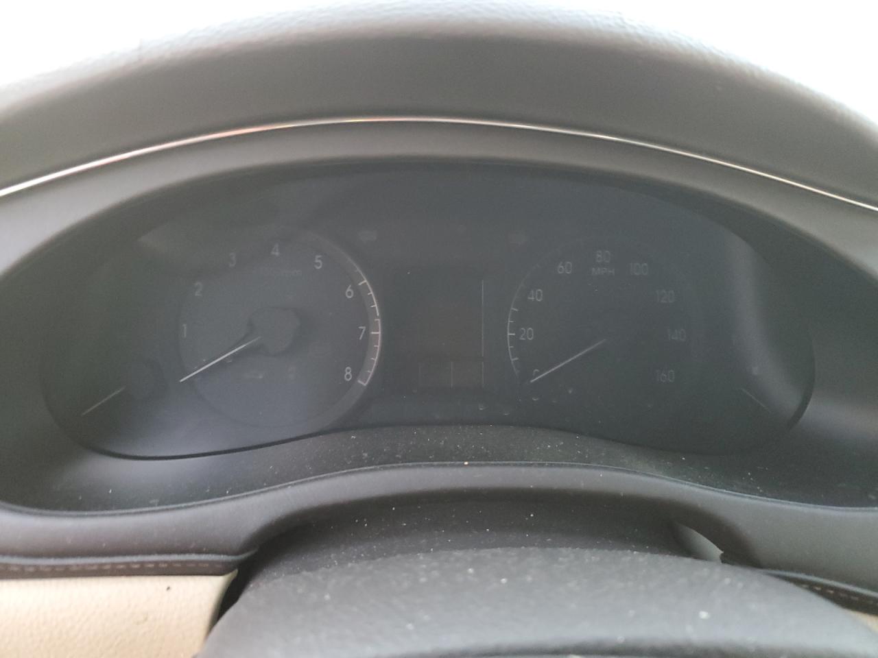 2011 HYUNDAI GENESIS 4.6L photo 17