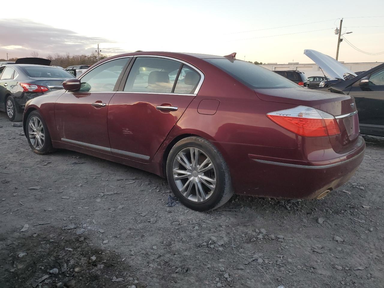 2011 HYUNDAI GENESIS 4.6L photo 3