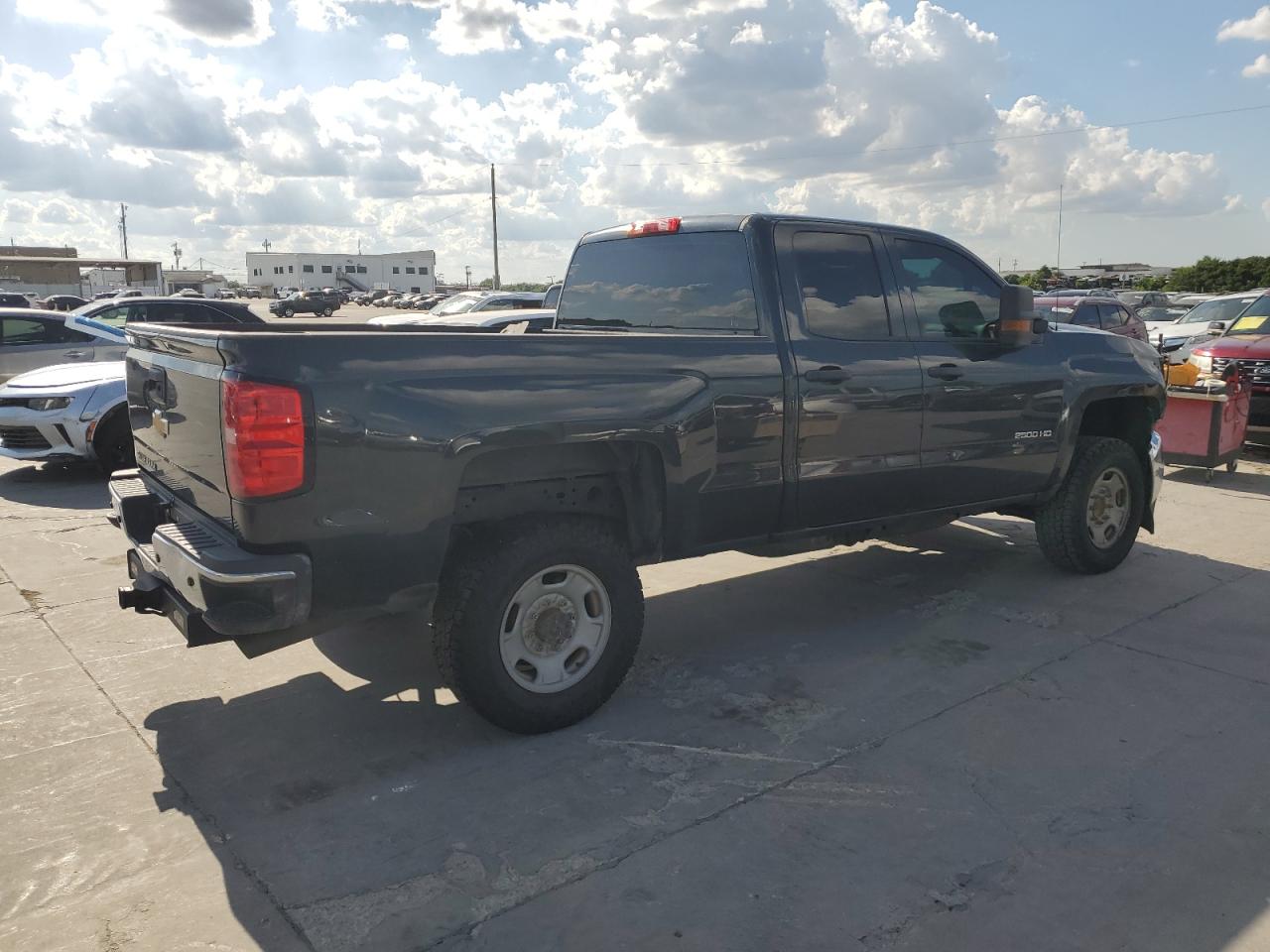 2017 CHEVROLET SILVERADO C2500 HEAVY DUTY photo 7