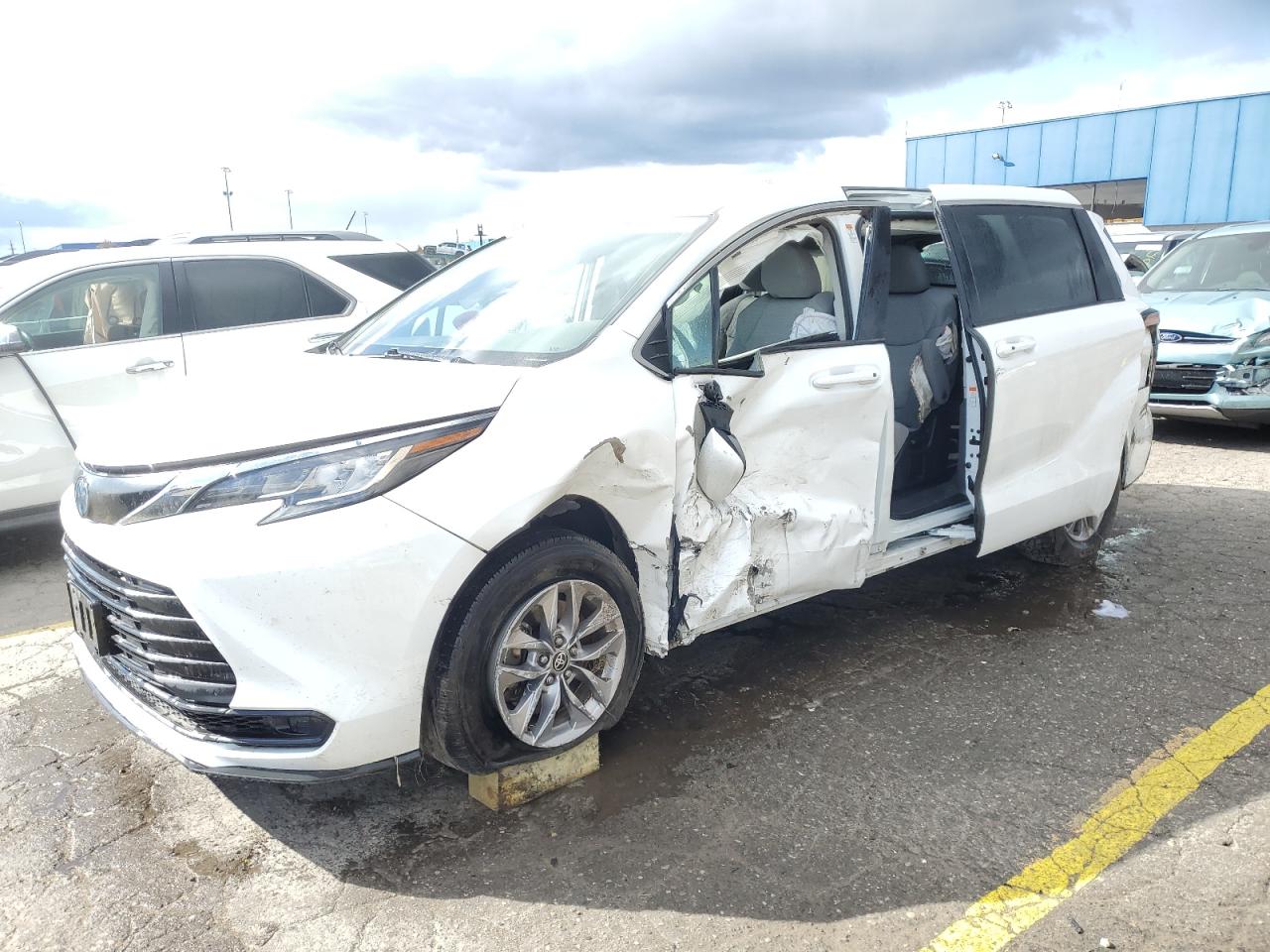 2022 TOYOTA SIENNA