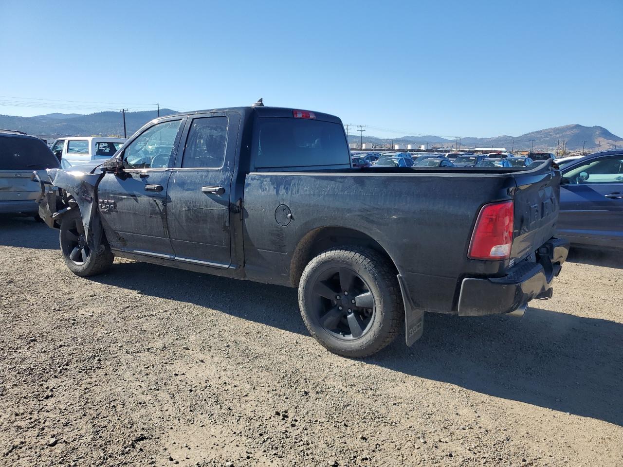 2019 RAM 1500 CLASSIC photo 2