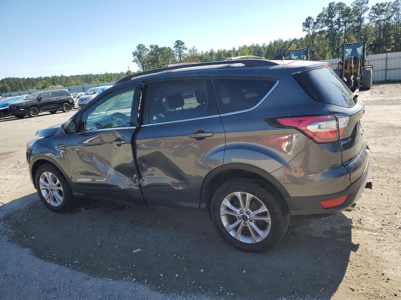 2018 FORD ESCAPE SEL photo 3