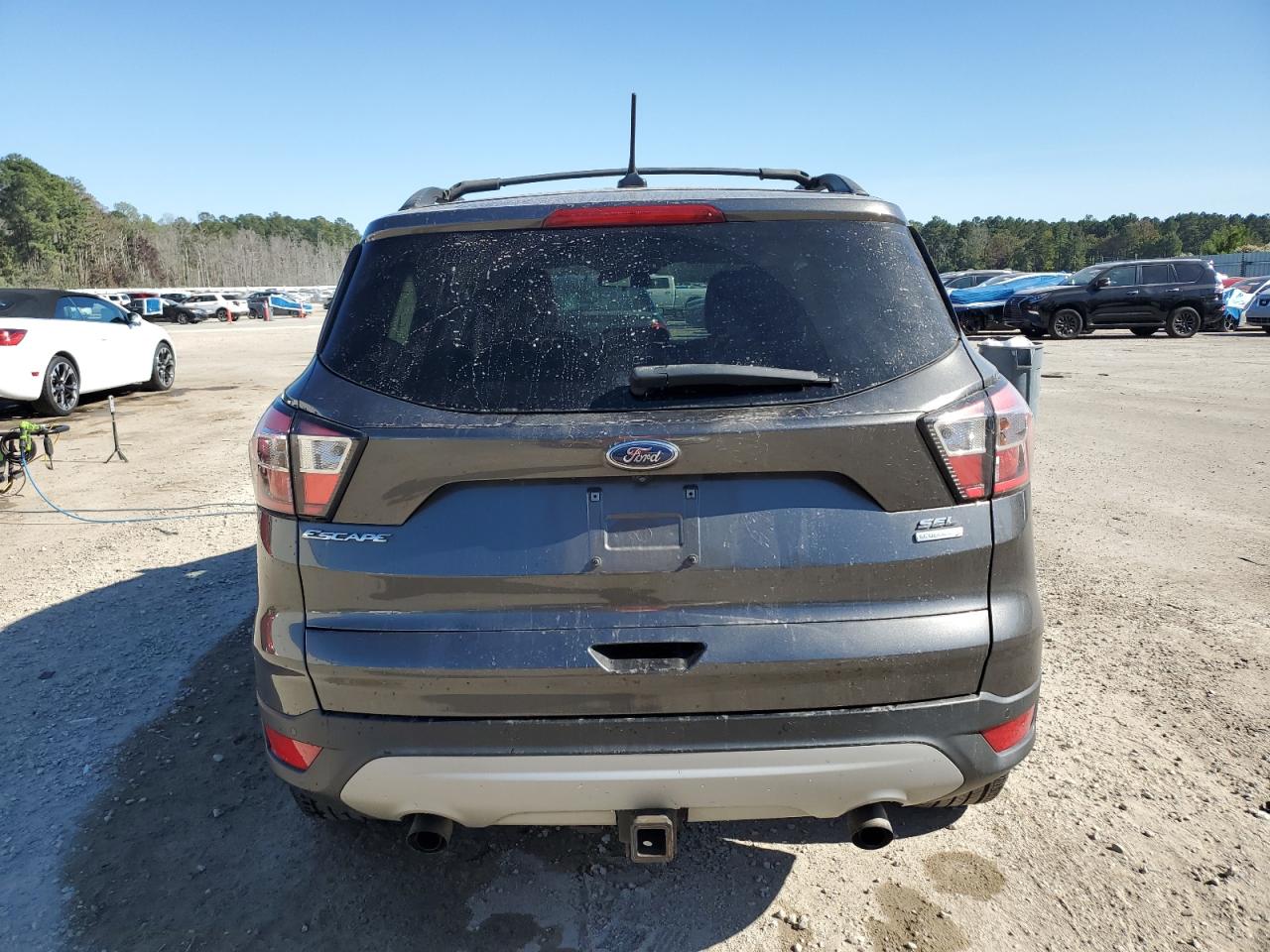 2018 FORD ESCAPE SEL photo 11