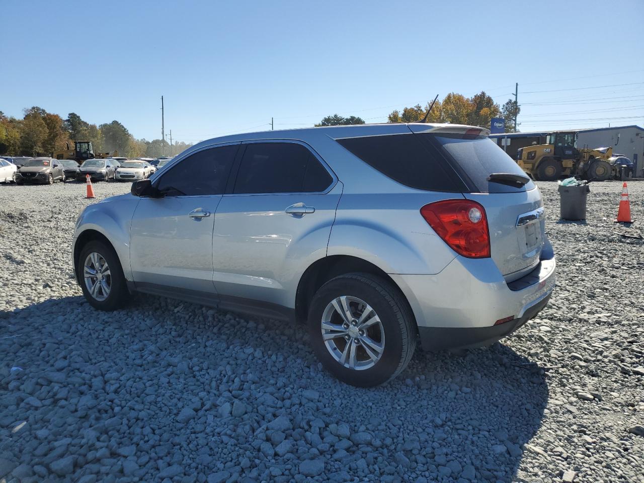 2013 CHEVROLET EQUINOX photo 2
