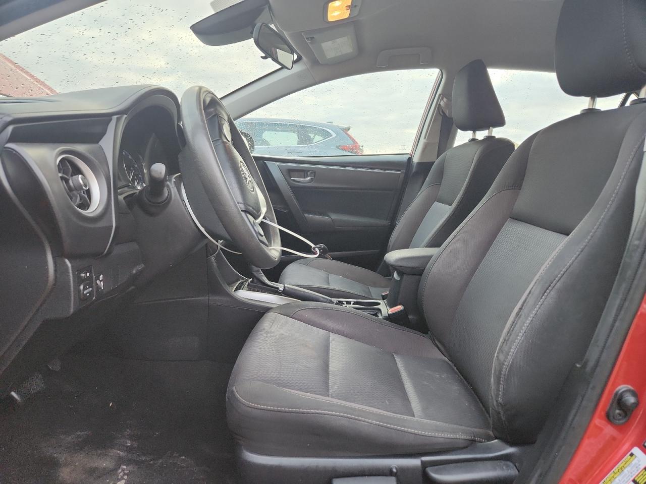 2017 TOYOTA COROLLA L photo 13