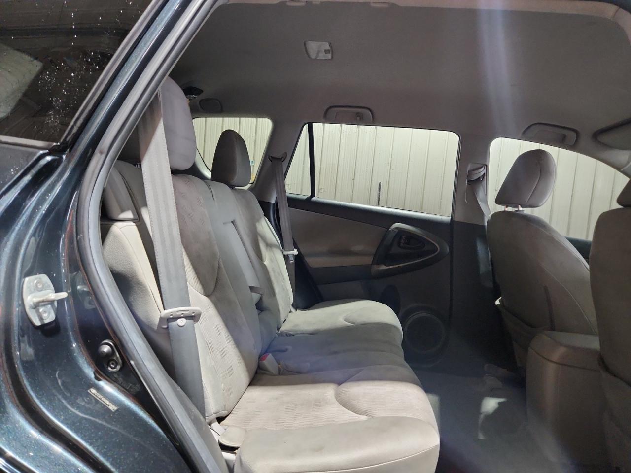 2011 TOYOTA RAV4 BASE photo 21