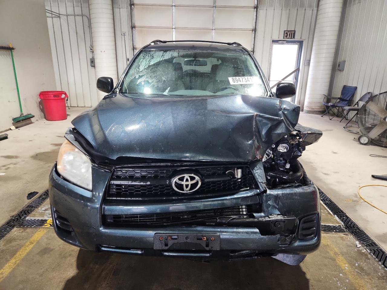 2011 TOYOTA RAV4 BASE photo 9