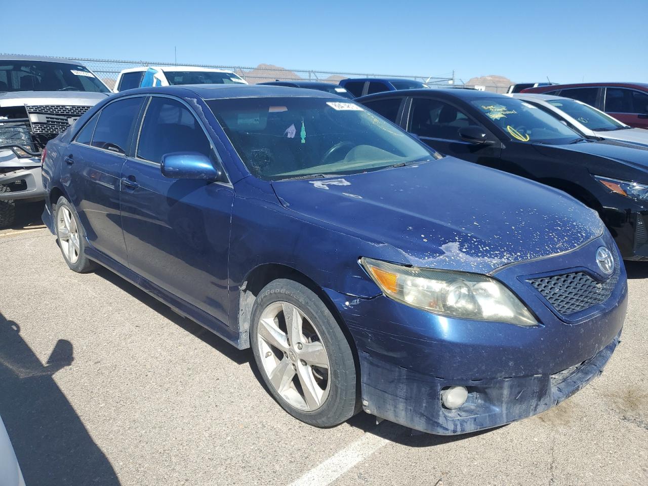 2011 TOYOTA CAMRY photo 10