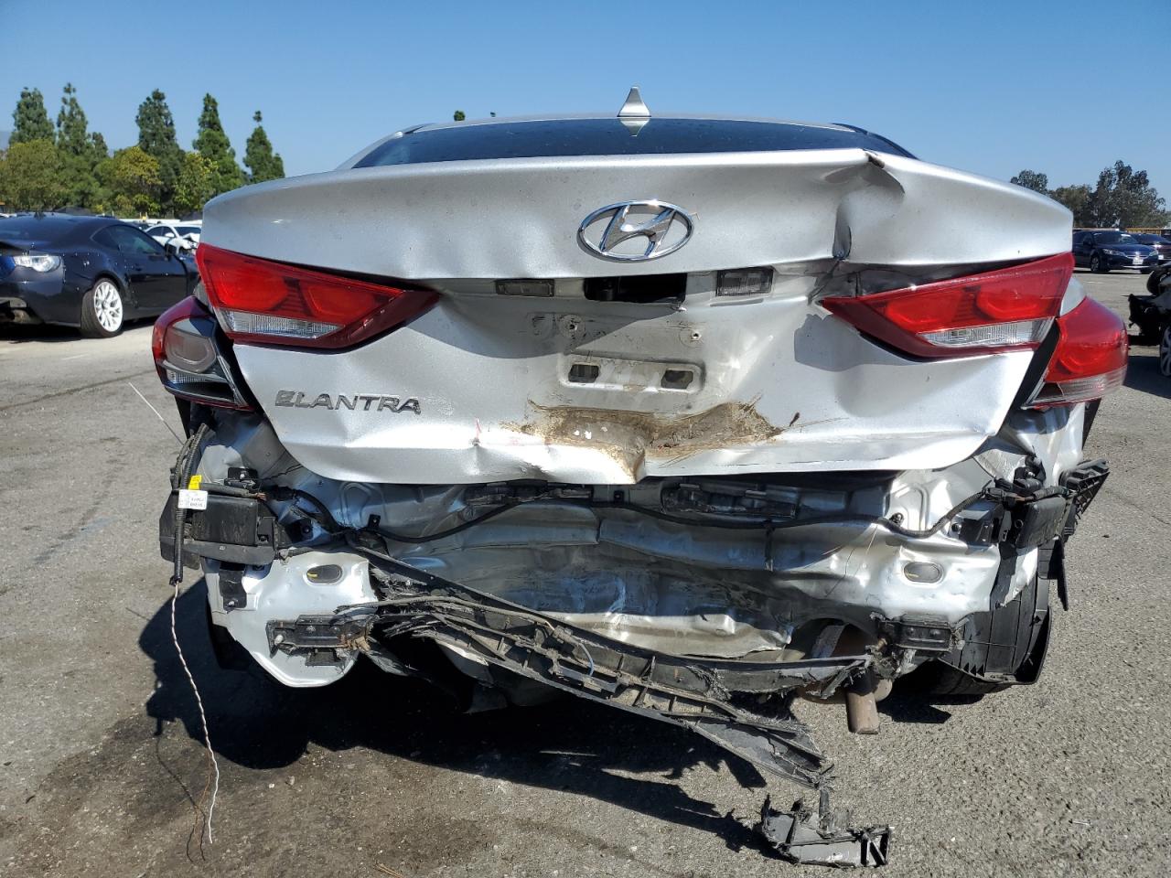 2018 HYUNDAI ELANTRA SEL photo 11